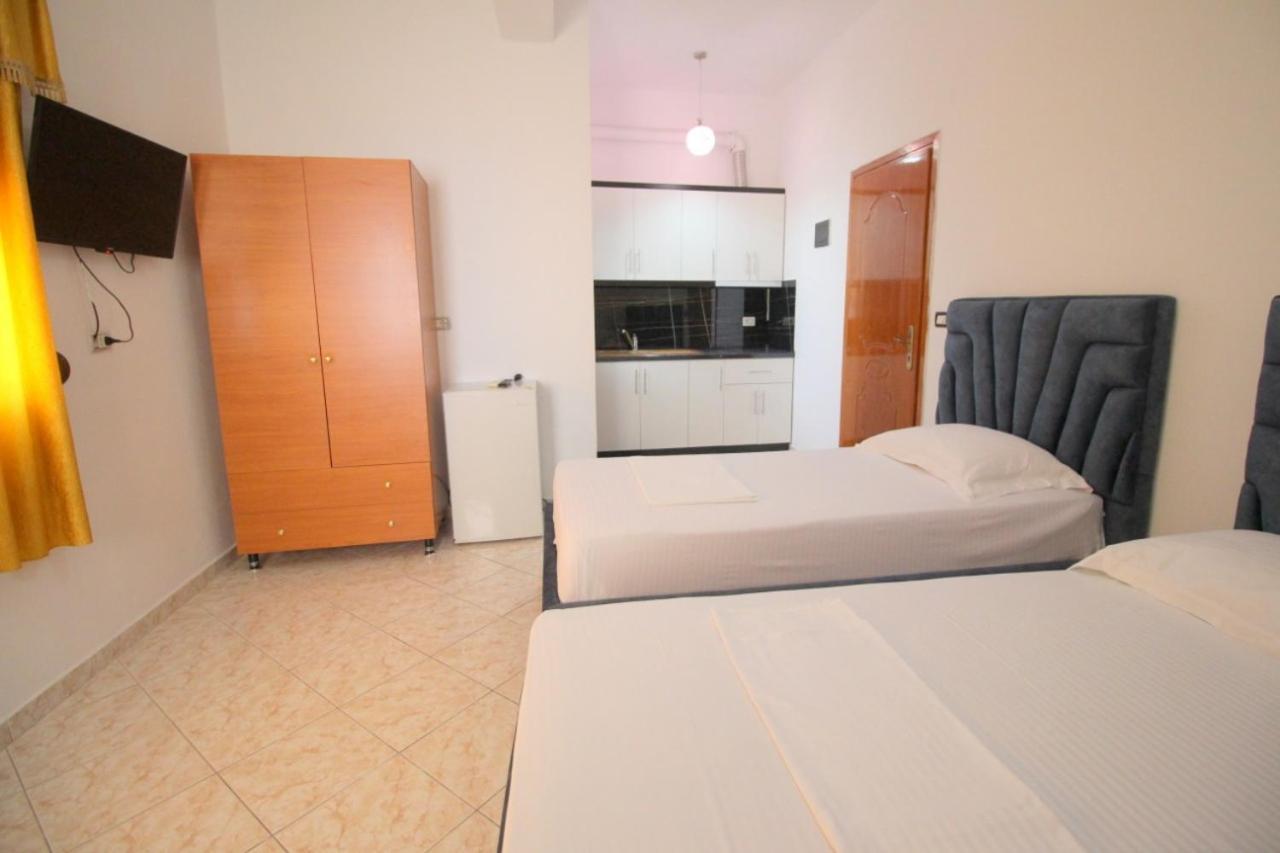 Hotel Vila Vilson Sarandë 객실 사진