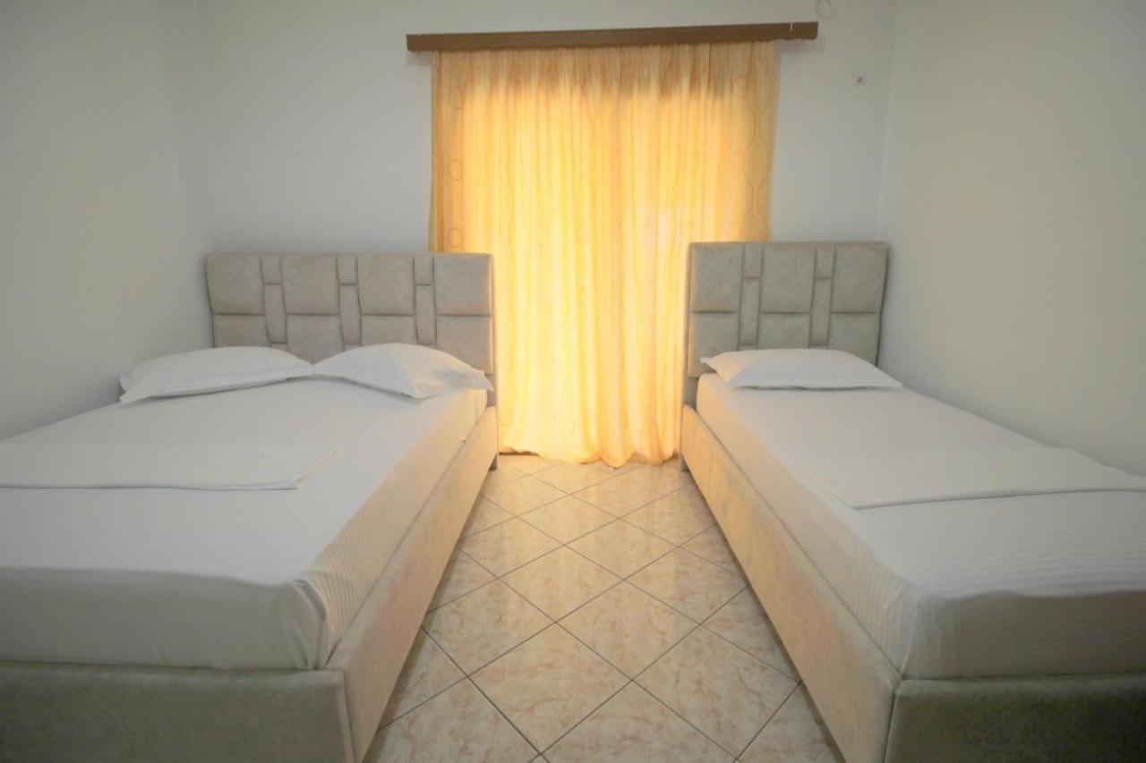 Hotel Vila Vilson Sarandë 객실 사진