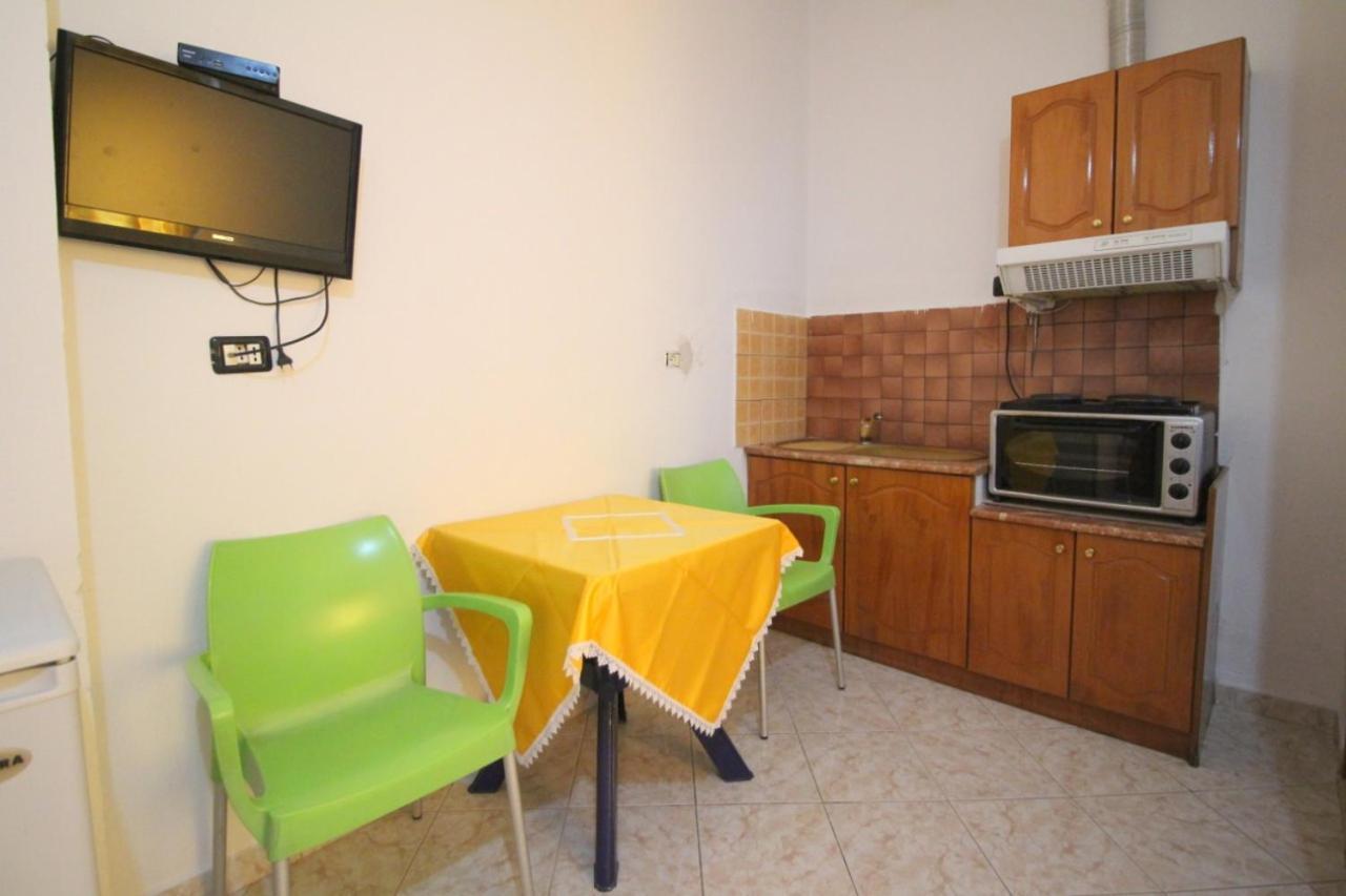 Hotel Vila Vilson Sarandë 객실 사진