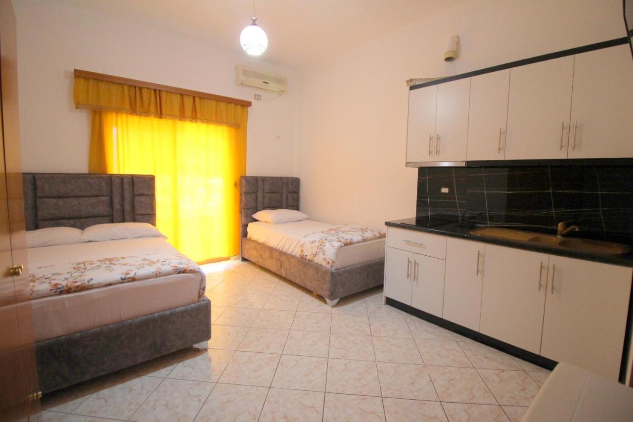 Hotel Vila Vilson Sarandë 외부 사진