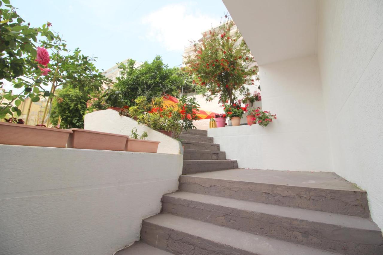 Hotel Vila Vilson Sarandë 외부 사진