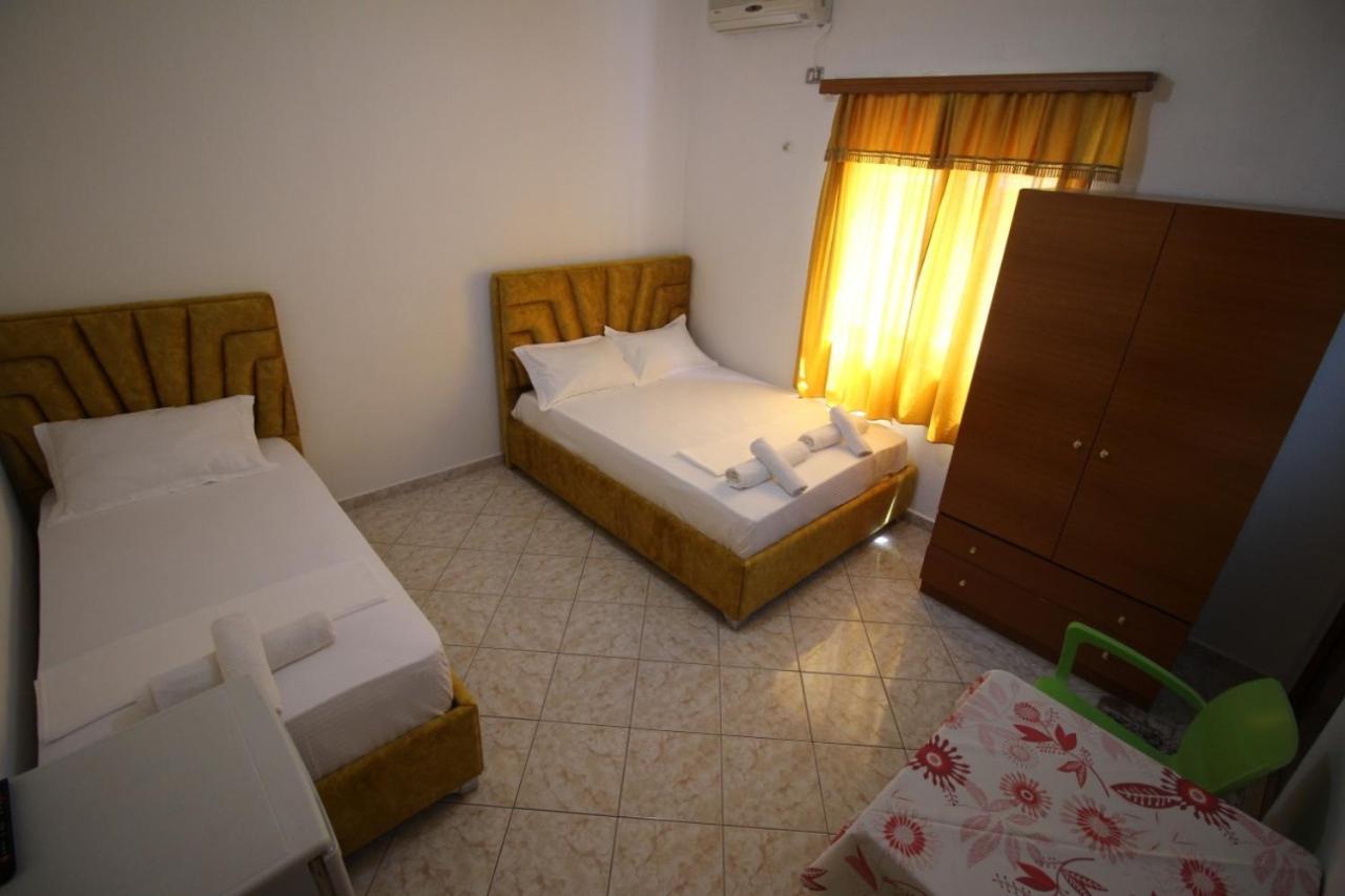 Hotel Vila Vilson Sarandë 객실 사진