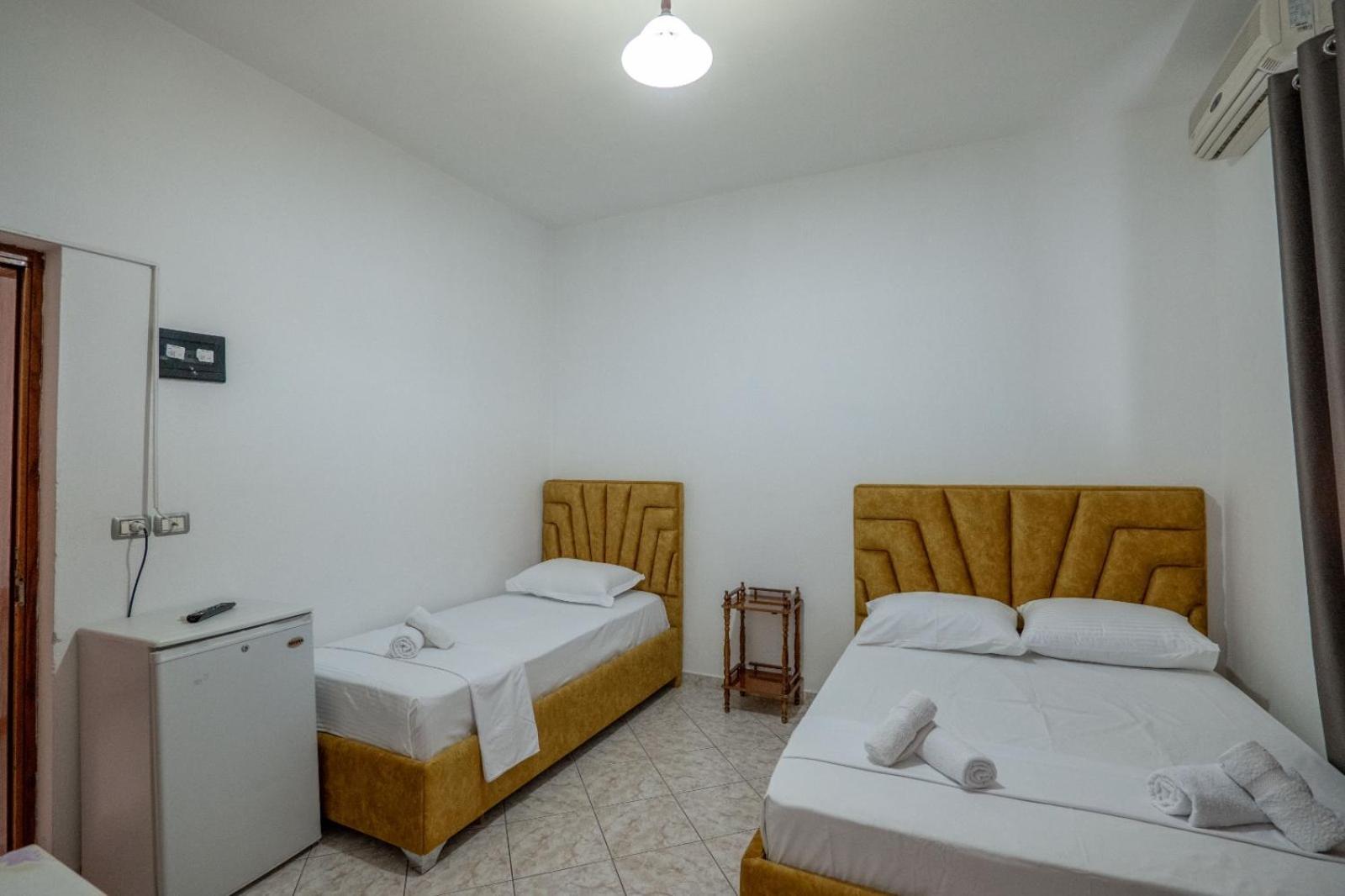 Hotel Vila Vilson Sarandë 외부 사진